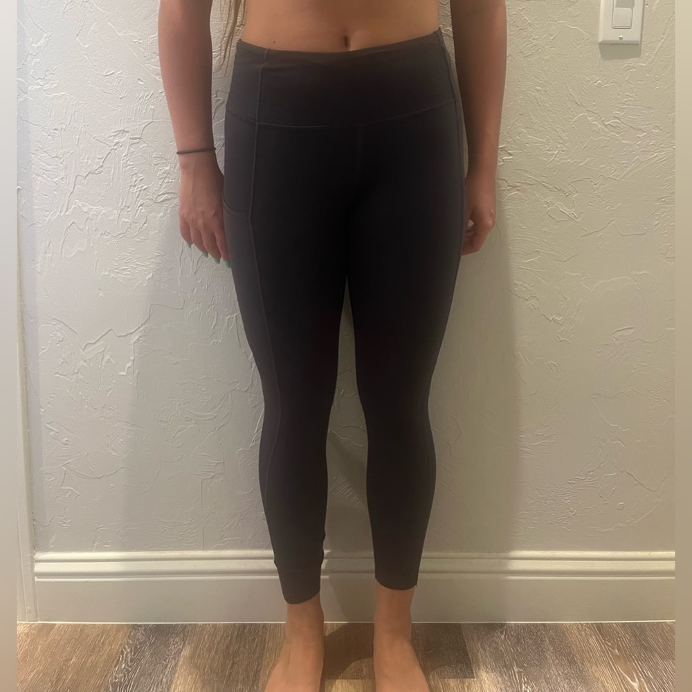 Light black lulu leggings